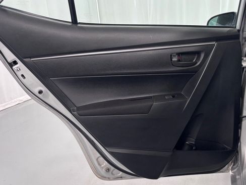 Used 2015 Toyota Corolla L FWD image 22