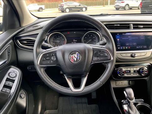Used 2023 Buick Encore GX Select w/ Sport Touring Package image 4