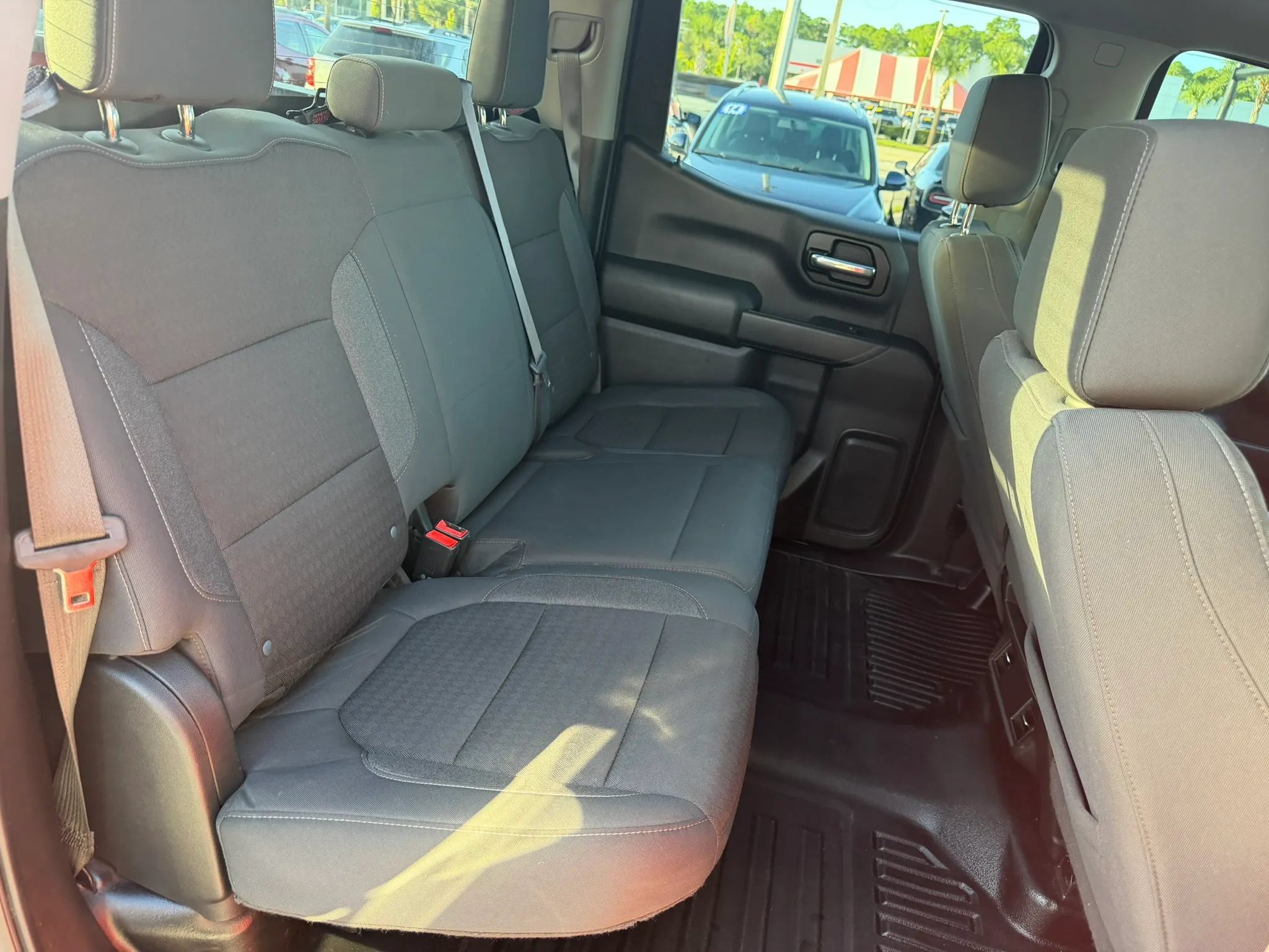 Used 2021 Chevrolet Silverado 1500 W/T w/ WT Value Package AWD/4WD image 18