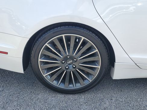 Used 2016 Lincoln MKZ w/ Equipment Group 300A Reserve image 7