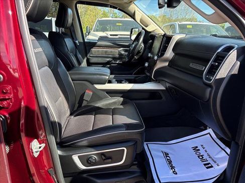 Used 2020 RAM 1500 Laramie AWD/4WD image 7