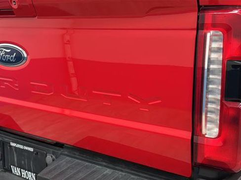 Used 2023 Ford F250 Lariat w/ Sport Appearance Package AWD/4WD image 40