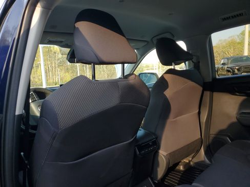 Used 2023 Toyota Highlander LE image 11