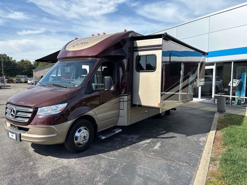 Used 2019 Mercedes-Benz Sprinter 170 image 3