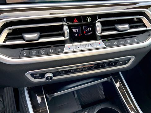 Used 2023 BMW X5 xDrive40i w/ Executive Package image 32