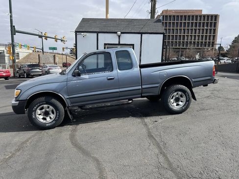 Used 1998 Toyota Tacoma 4x4 Xtracab V6 image 23