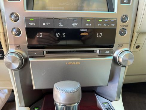 Used 2012 Lexus GX 460 AWD/4WD image 35