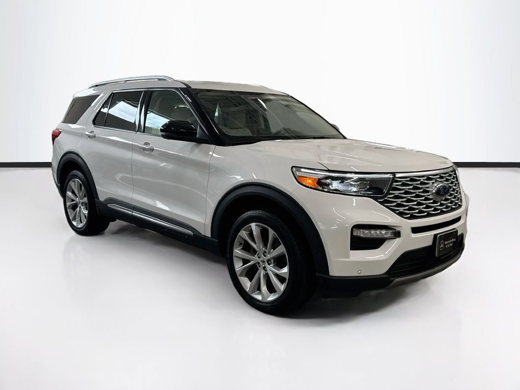 Used 2022 Ford Explorer Platinum w/ Equipment Group 601A AWD/4WD image 3