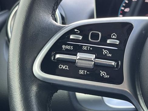 Certified 2021 Mercedes-Benz GLB 250 w/ Premium Package image 25