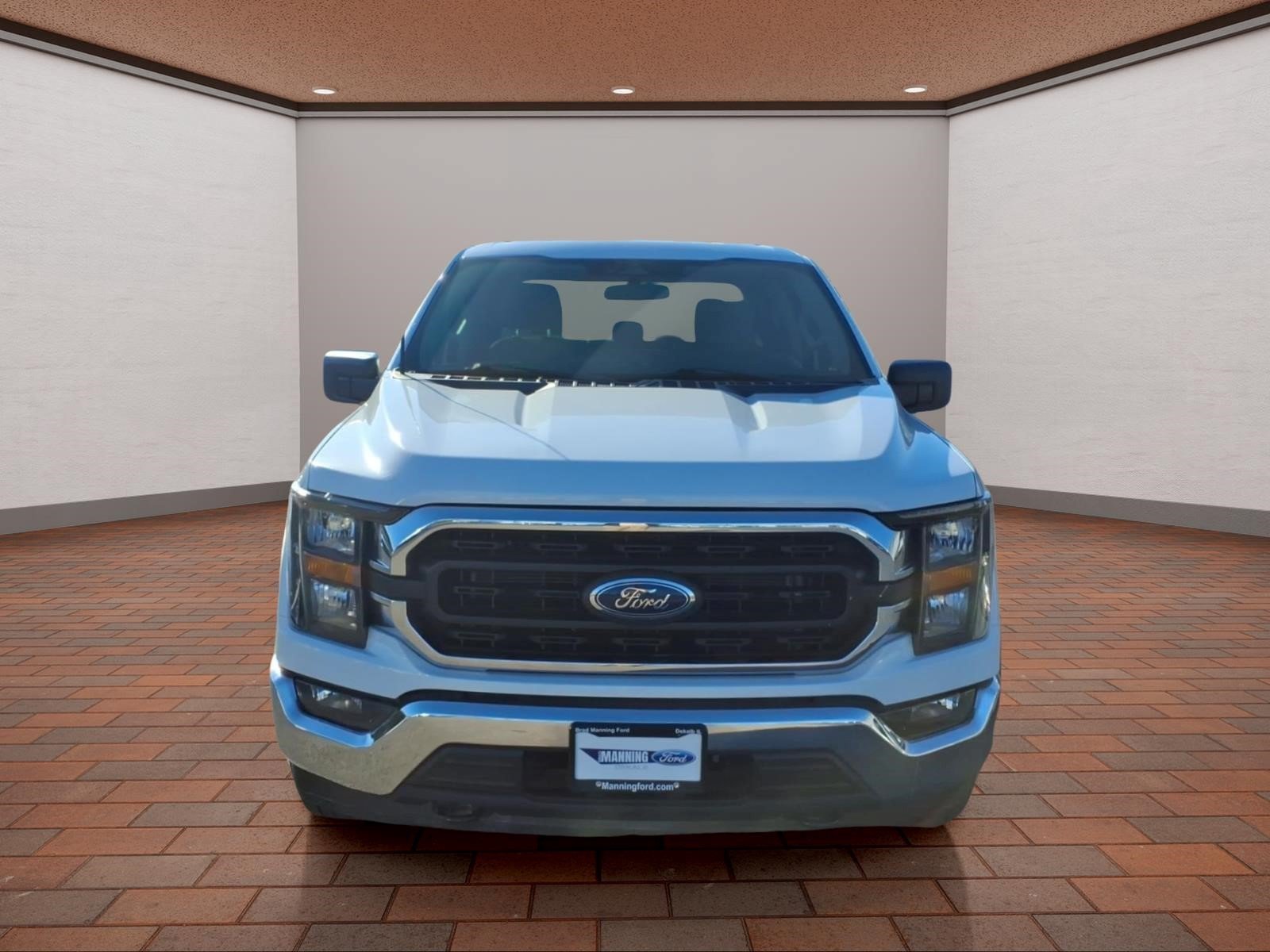 Used 2023 Ford F150 XLT w/ Trailer Tow Package AWD/4WD image 3