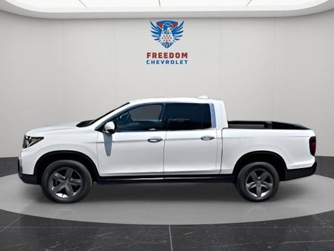 Used 2021 Honda Ridgeline RTL-E image 3