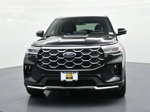 New 2026 Ford Explorer Platinum image 3