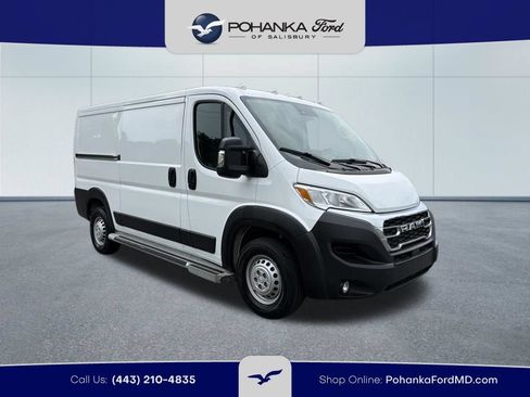 Used 2025 RAM ProMaster 2500 w/ U-Haul Equipment Group FWD image 4