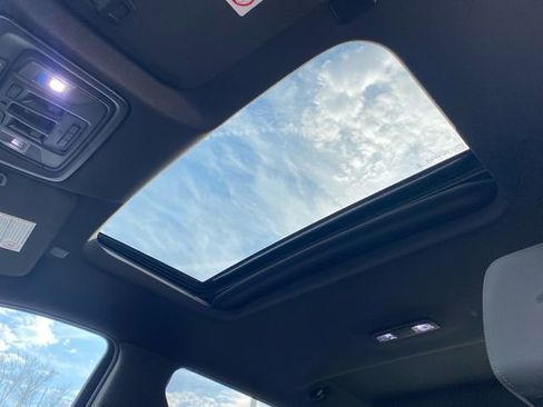 Used 2021 GMC Sierra 2500 AT4 w/ AT4 Premium Plus Package image 24