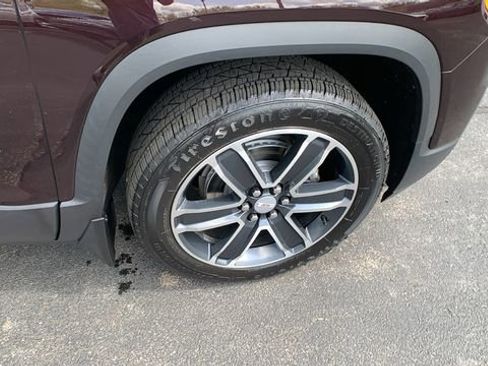 Used 2021 GMC Acadia SLT AWD/4WD image 28