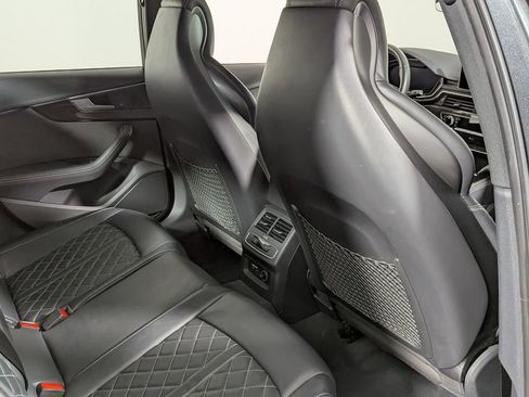 Used 2019 Audi S4 Premium Plus w/ Premium Plus Package image 38