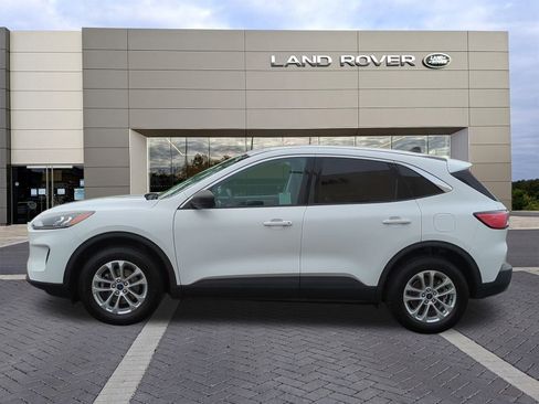 Used 2022 Ford Escape SE image 8