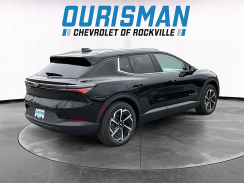 New 2026 Chevrolet Equinox EV LT image 6