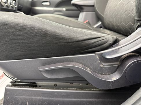 Used 2021 Mitsubishi Outlander Sport SE image 13