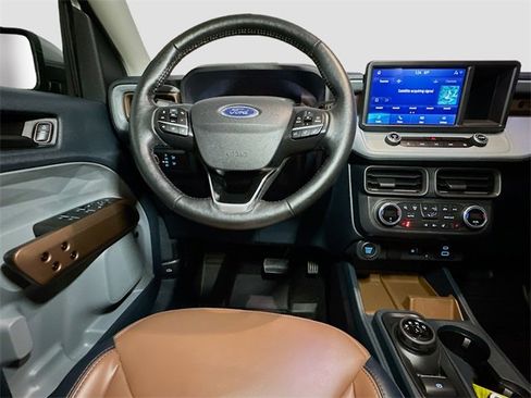 Certified 2022 Ford Maverick Lariat w/ Lariat Luxury Package image 32