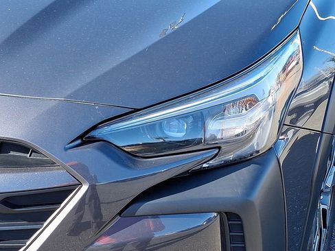 Used 2023 Subaru Outback Limited image 12