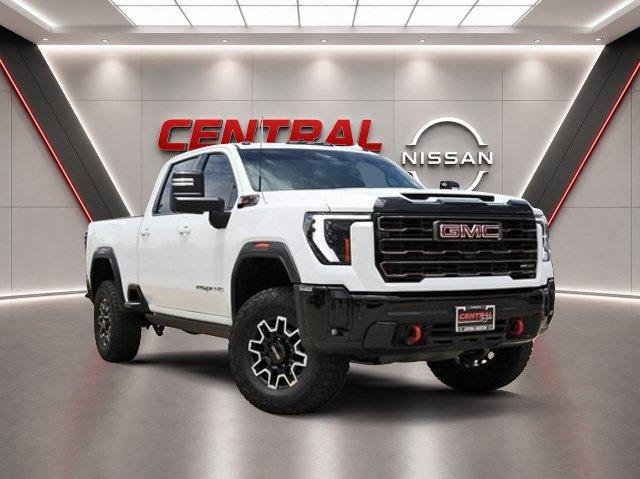 Used 2025 GMC Sierra 2500 AT4X AWD/4WD image 1