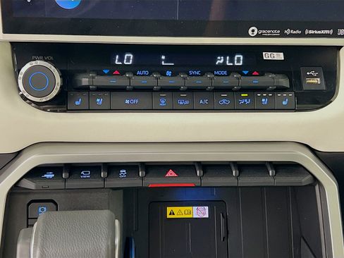 Used 2024 Toyota Tundra Capstone image 16