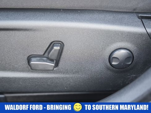 Used 2022 Dodge Charger R/T w/ Blacktop Package image 39