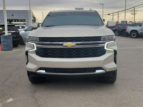 Used 2023 Chevrolet Tahoe LS image 3