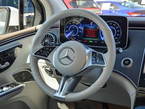 Used 2025 Mercedes-Benz EQE 350+ 4MATIC SUV image 15