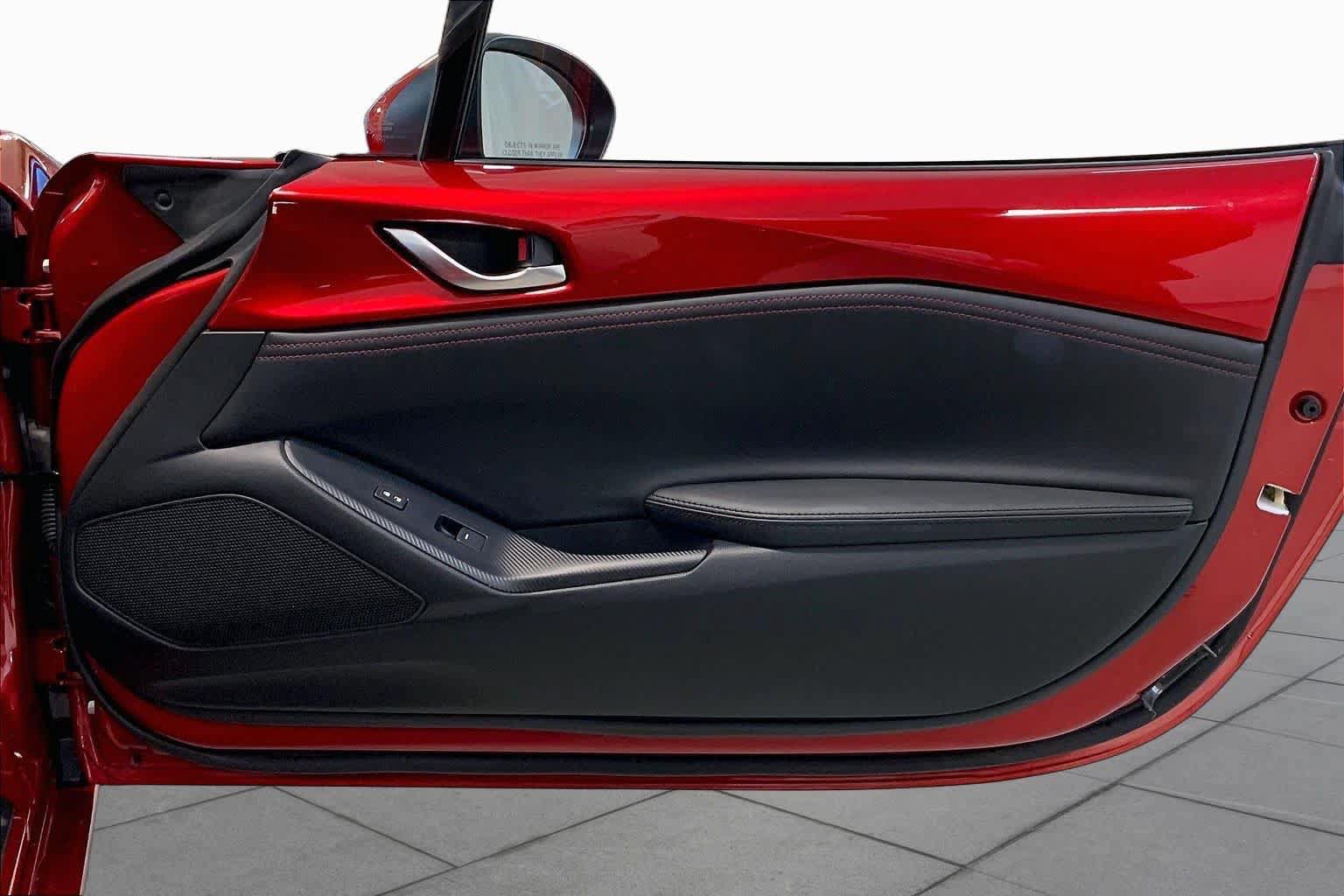 Used 2016 MAZDA MX-5 Miata Grand Touring RWD image 22