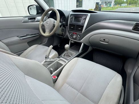 Used 2013 Subaru Forester 2.5X Premium AWD/4WD image 24