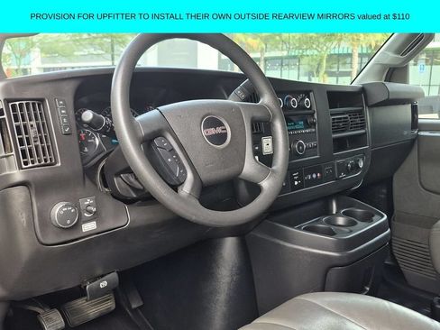 Used 2021 GMC Savana 3500 Extended w/ Power Convenience Package RWD image 13