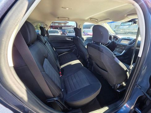 Used 2019 Ford Edge SEL w/ Cold Weather Package image 11
