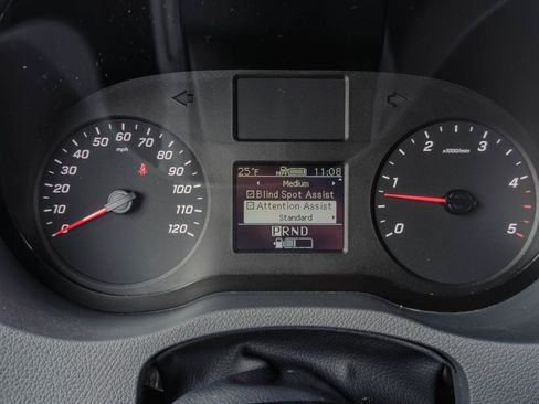 Used 2021 Mercedes-Benz Sprinter 2500 w/ Driver Convenience Package image 35