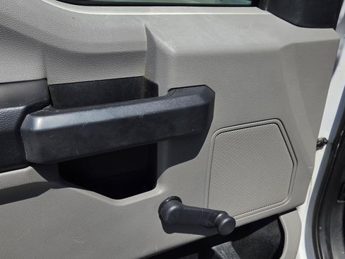 Used 2019 Ford F150 XL RWD image 25