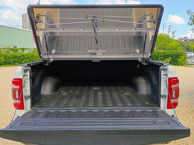 Used 2022 RAM 3500 Limited AWD/4WD image 26