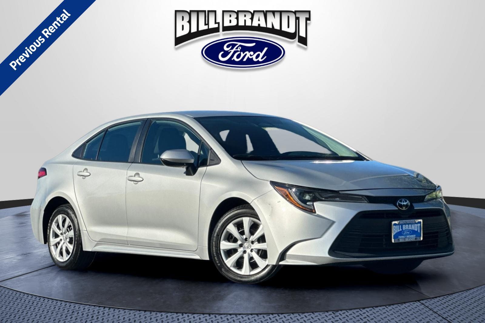 Used 2024 Toyota Corolla LE FWD image 1