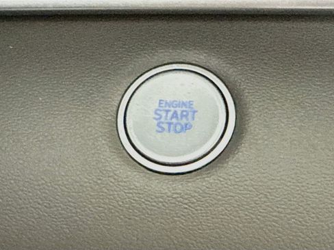 Used 2021 Hyundai Elantra SEL w/ Convenience Package FWD image 21