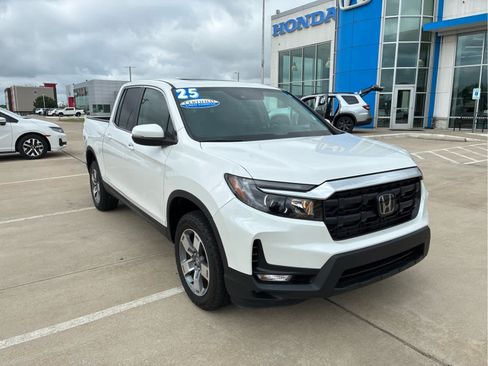 Certified 2025 Honda Ridgeline RTL image 1