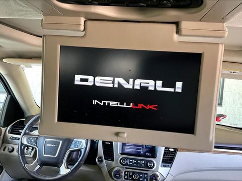 Used 2020 GMC Yukon XL Denali w/ Open Road Package AWD/4WD image 33