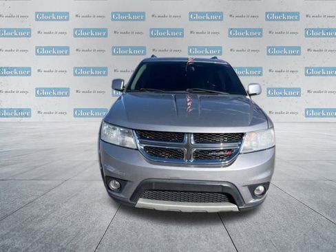 Used 2019 Dodge Journey SE w/ Premium Group image 2
