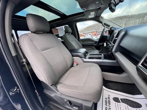 Used 2016 Ford F150 XLT w/ Equipment Group 302A Luxury image 26