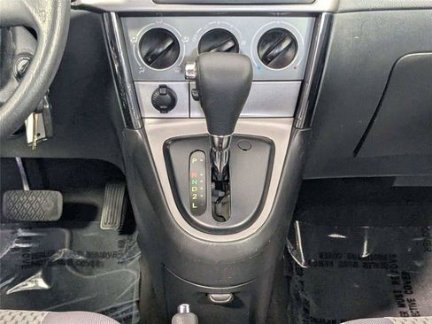Used 2008 Toyota Matrix FWD image 43