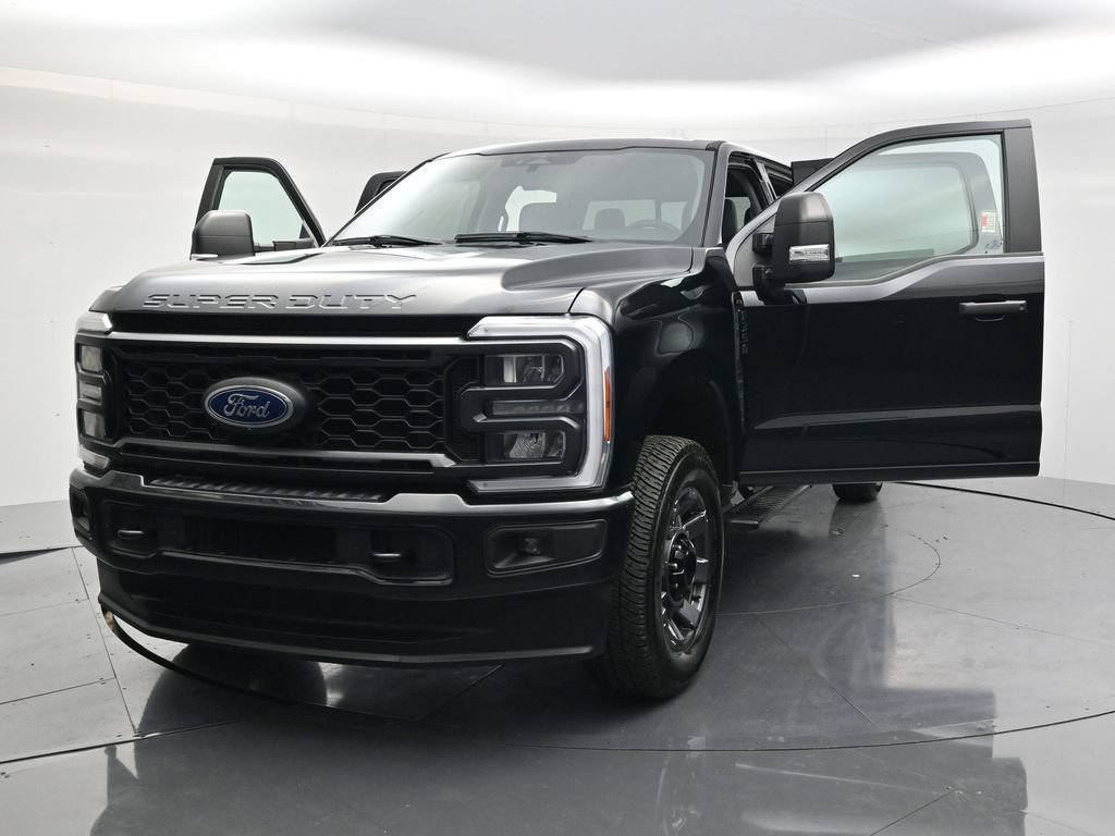 Used 2023 Ford F350 XL w/ STX Appearance Package AWD/4WD image 53