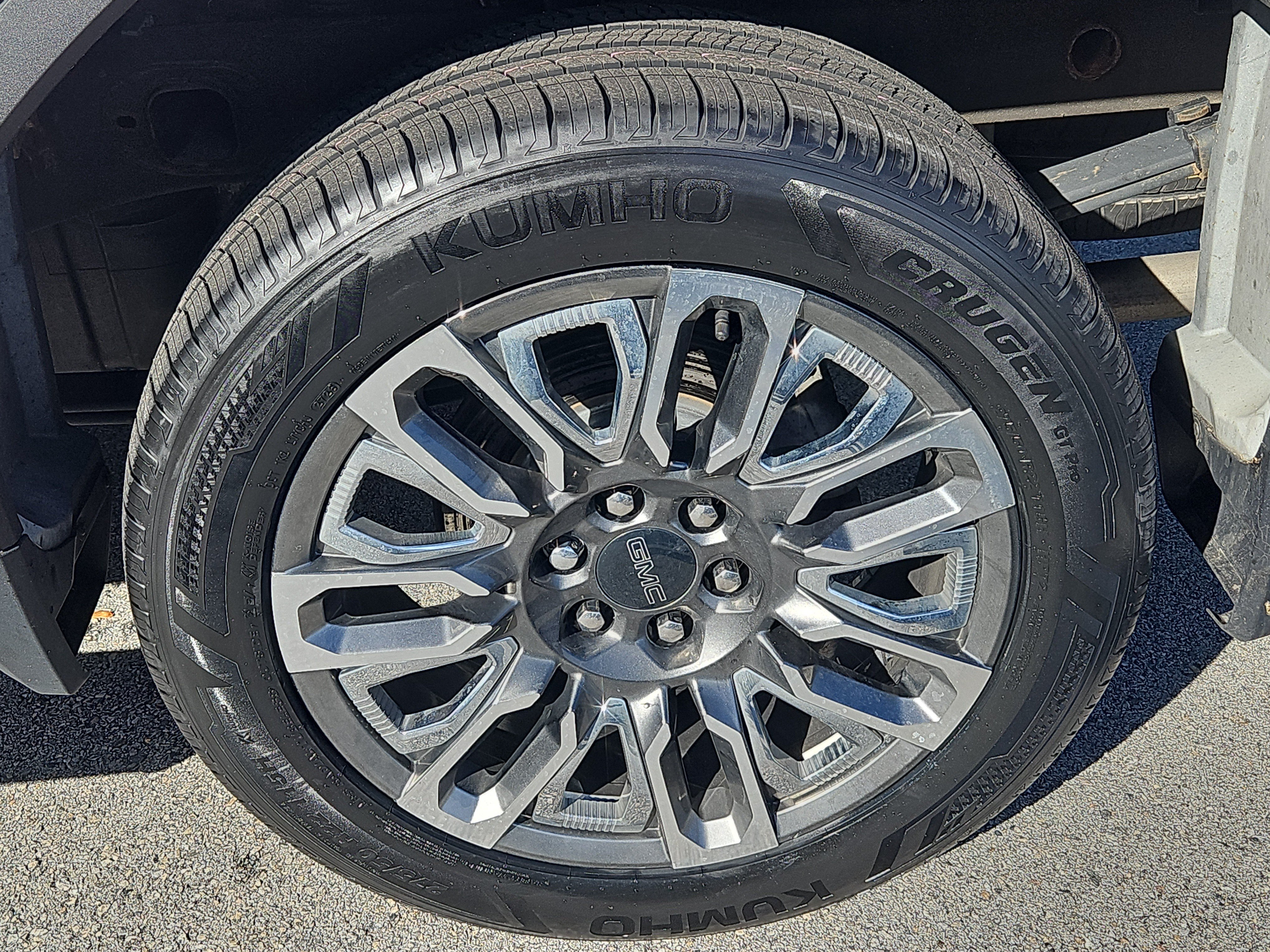 Used 2024 GMC Sierra 1500 Denali Ultimate AWD/4WD image 33