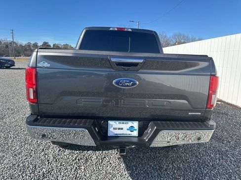Used 2019 Ford F150 Lariat image 4