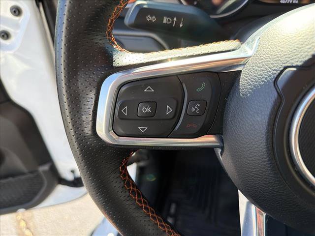 Used 2023 Jeep Gladiator Mojave AWD/4WD image 14
