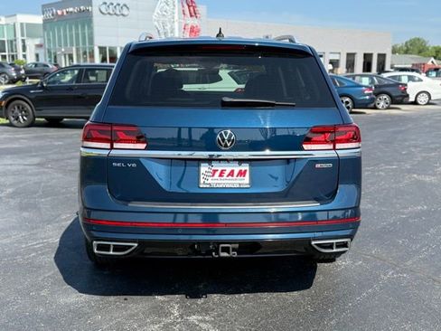 Used 2022 Volkswagen Atlas SEL R-Line image 6