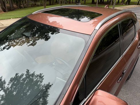 Used 2024 Lexus RX 350 Premium w/ Accessory Package (Z1) FWD image 9